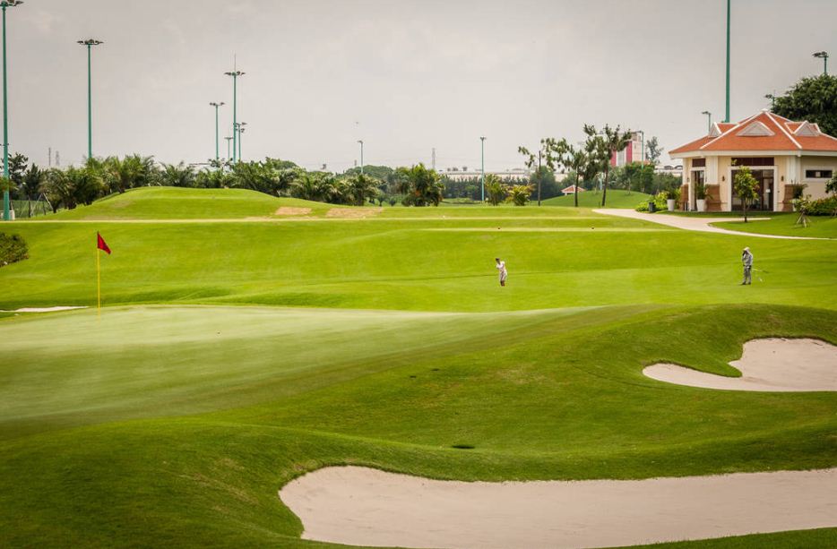Tan-Son-Nhat-Golf-Course-9